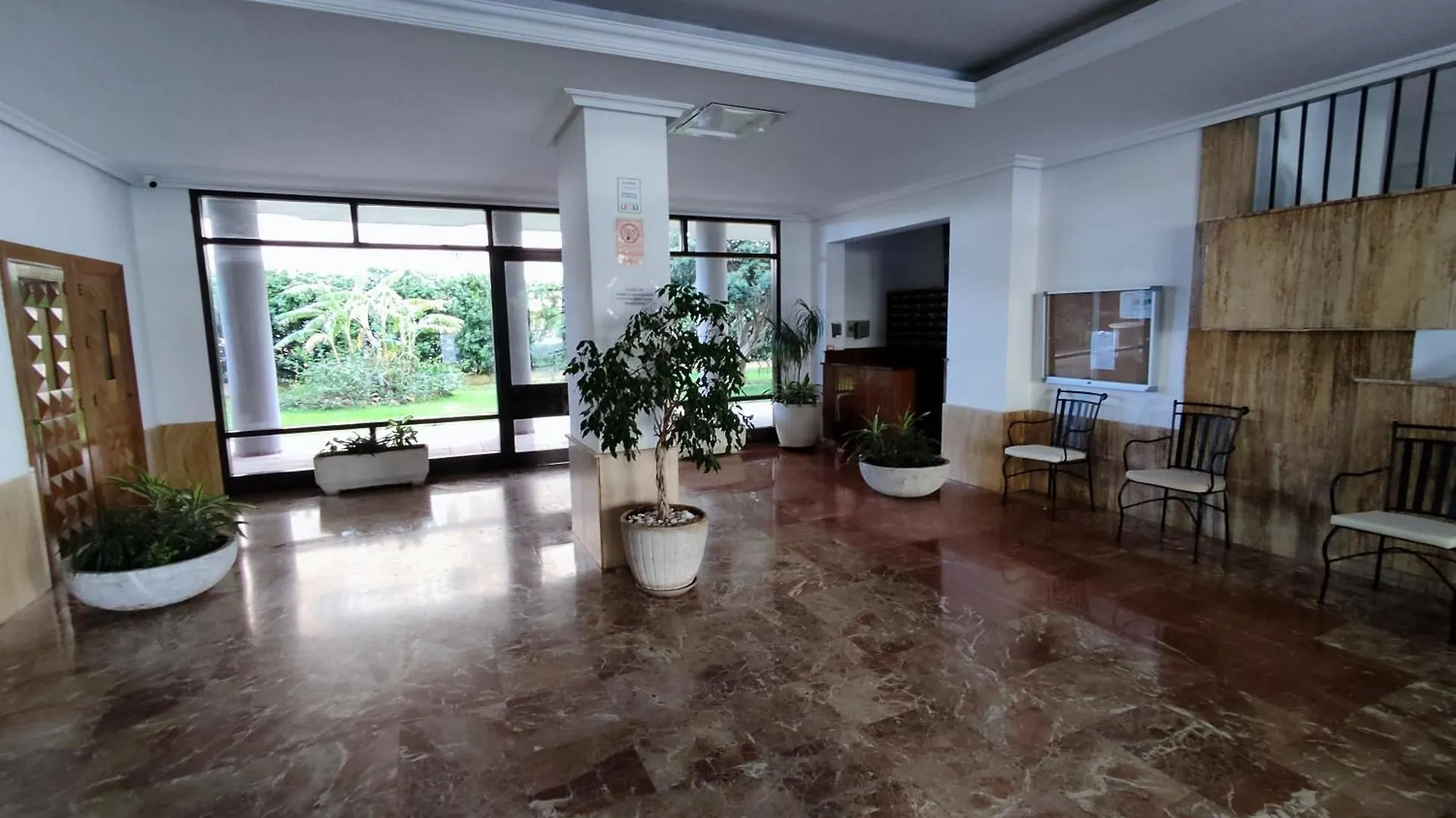 Apartamento En Primera Linea Duquesa 2J Fuengirola Spain